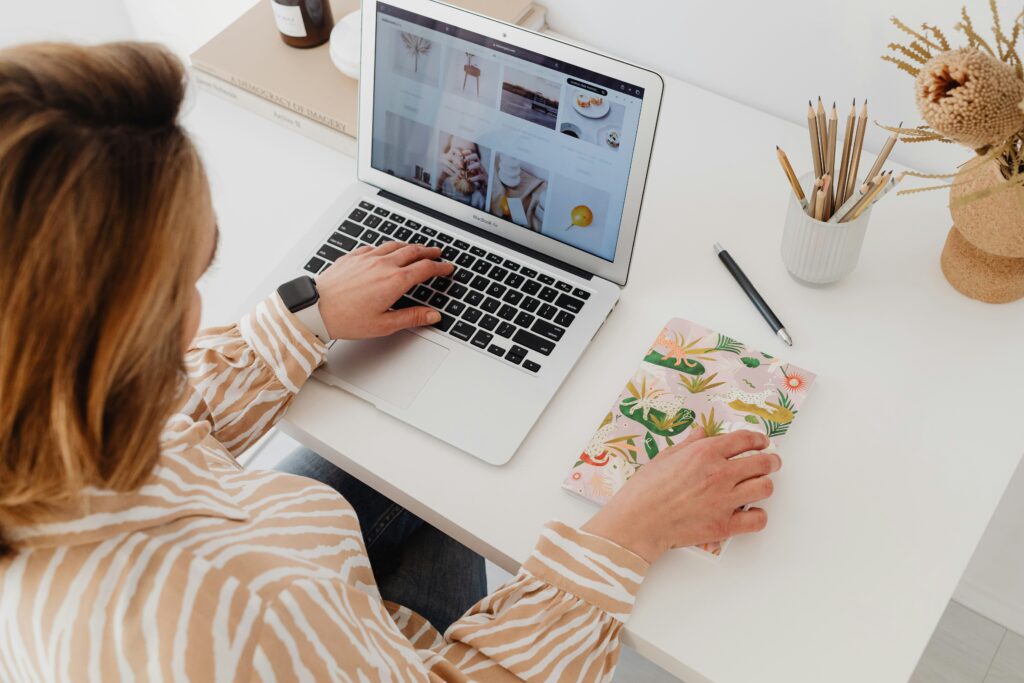 craft kitties rfrsiikuuww unsplash